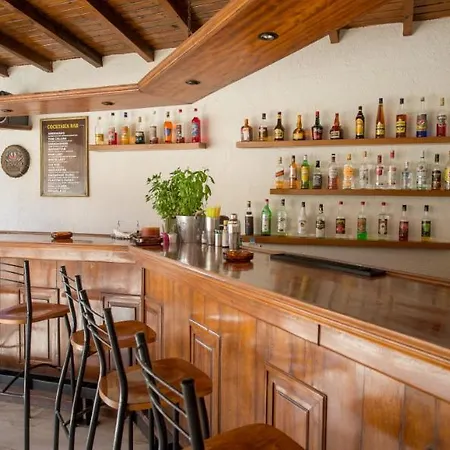 Popi Star 2* Gouviá