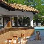 Popi Star Guviá